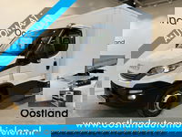 Iveco 65C18 - 3.0 Automaat Open Laadbak / Mobiele Werkplaats / Bott Inrichting / Euro 6 / Airco / Cruise Control / Trekhaak / Camera / 3-Zits / 55.400 KM !! C-Rijbewijs !!
