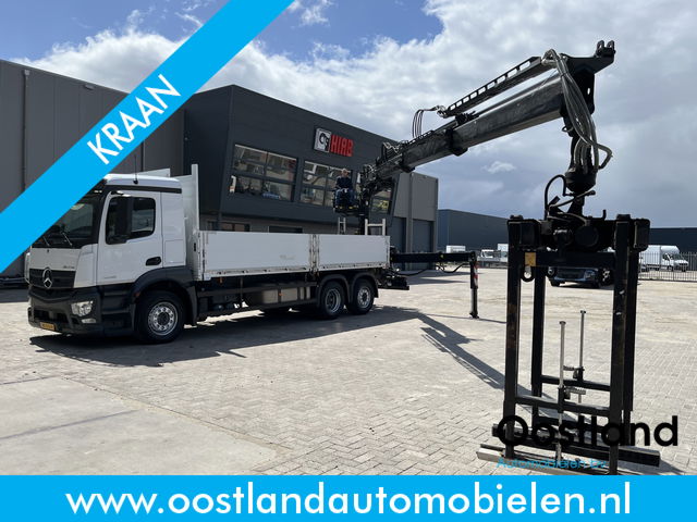 Mercedes-Benz ANTOS - 2546 6X2 Bouwstoffenauto / Open laadbak vv KRAAN MKG HLK 221-3 met Palletklem