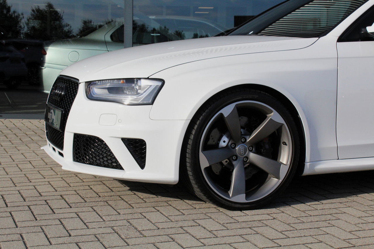 Audi RS4