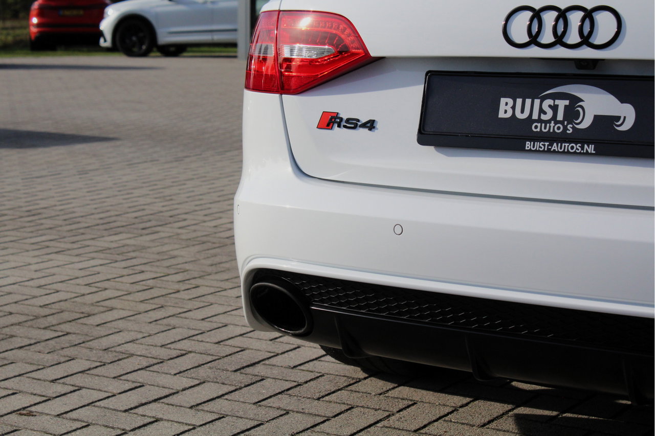 Audi RS4