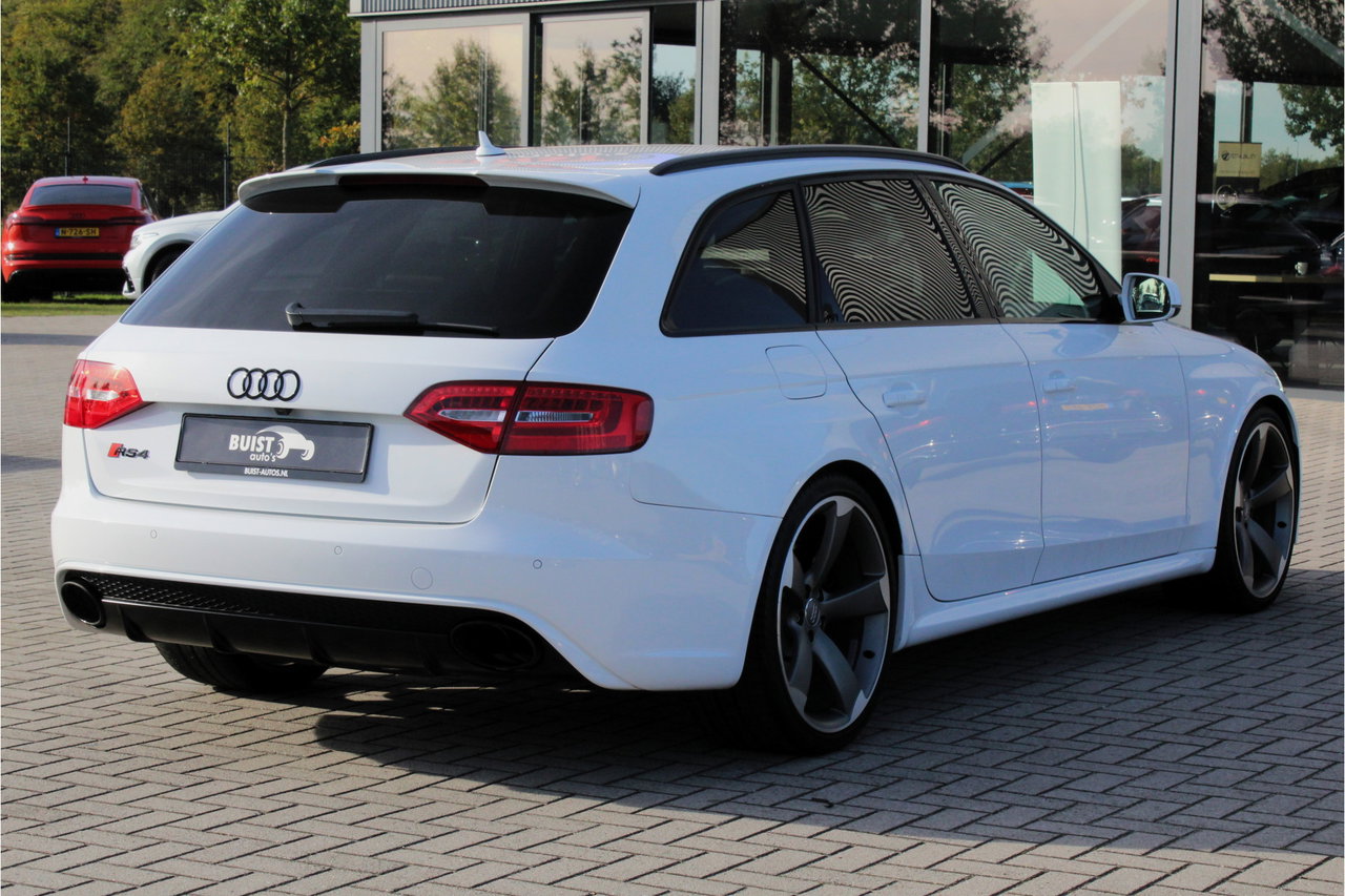 Audi RS4