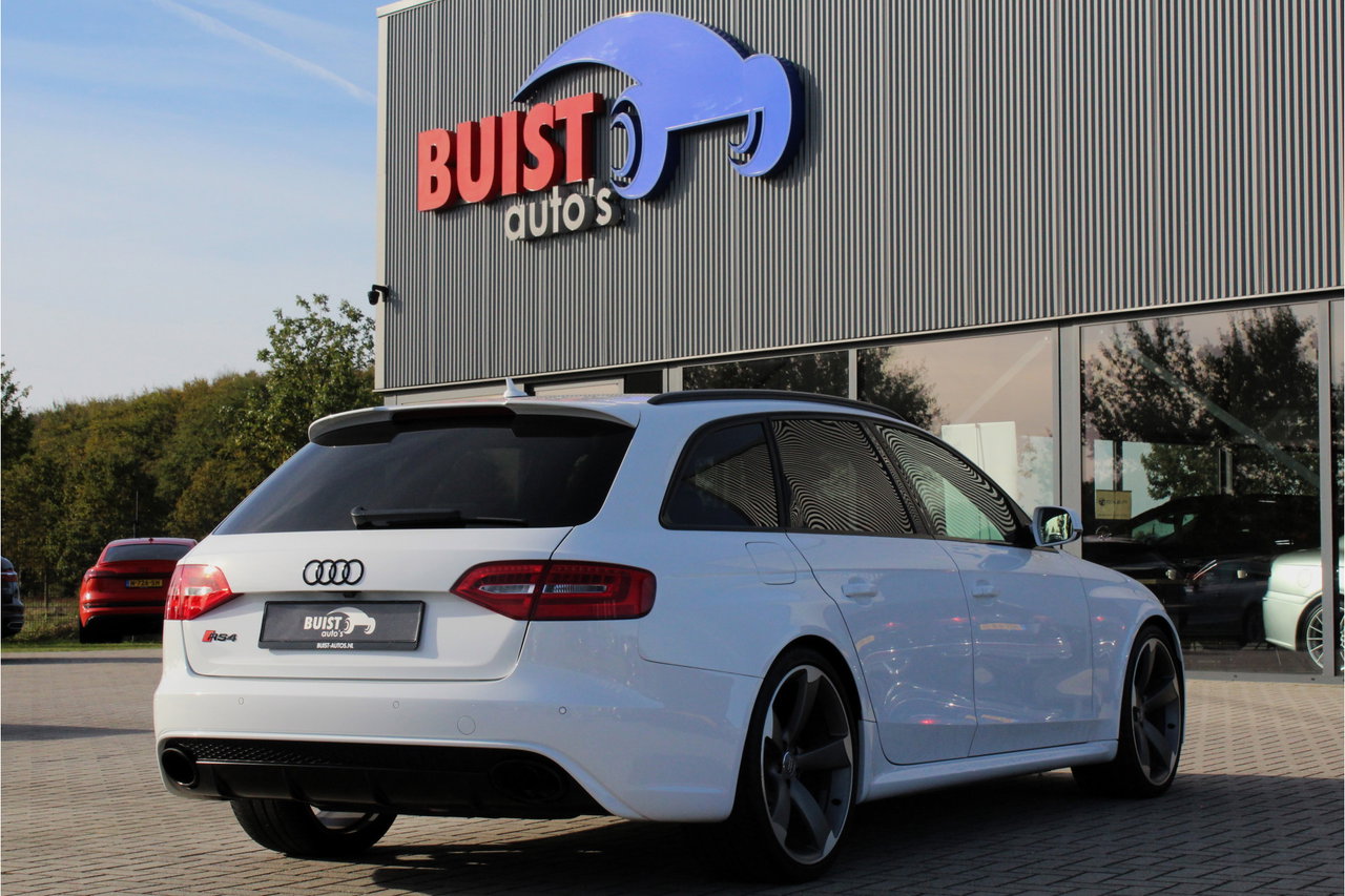 Audi RS4