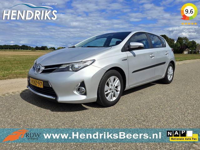 Toyota Auris - 1.8 Hybrid Aspiration - 100 Pk - Euro 5 - Navi - ParkeerCamera