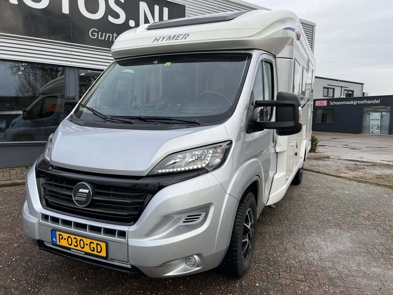 Hymer T 568 SL TRAMP Automaat / Lengte bedden