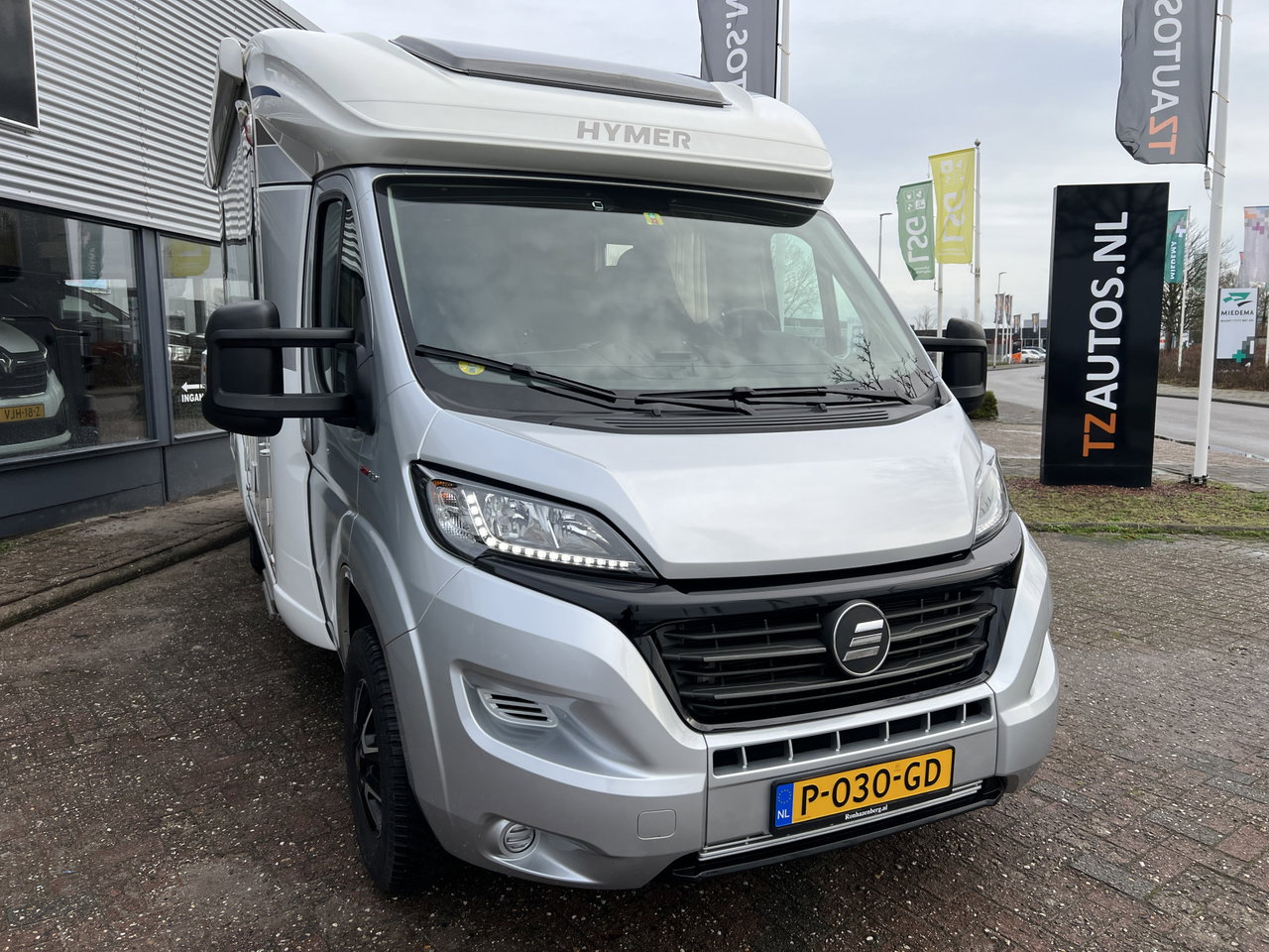 Hymer T 568 SL TRAMP Automaat / Lengte bedden