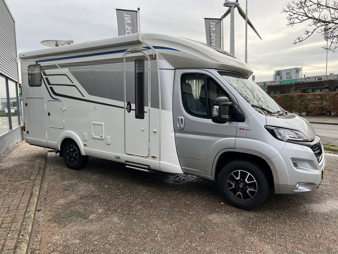 Hymer T 568 SL TRAMP Automaat / Lengte bedden