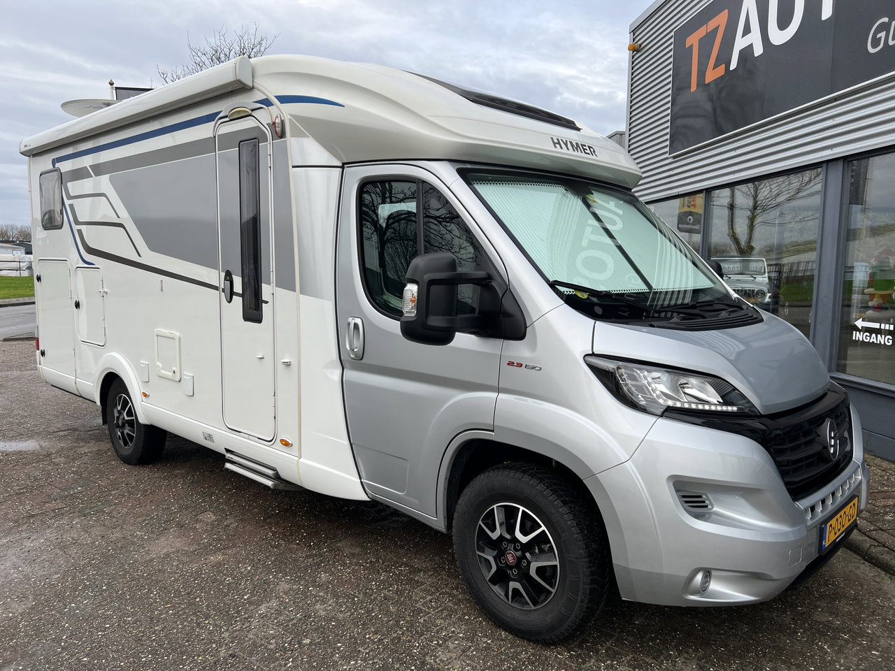 Hymer T 568 SL TRAMP Automaat / Lengte bedden