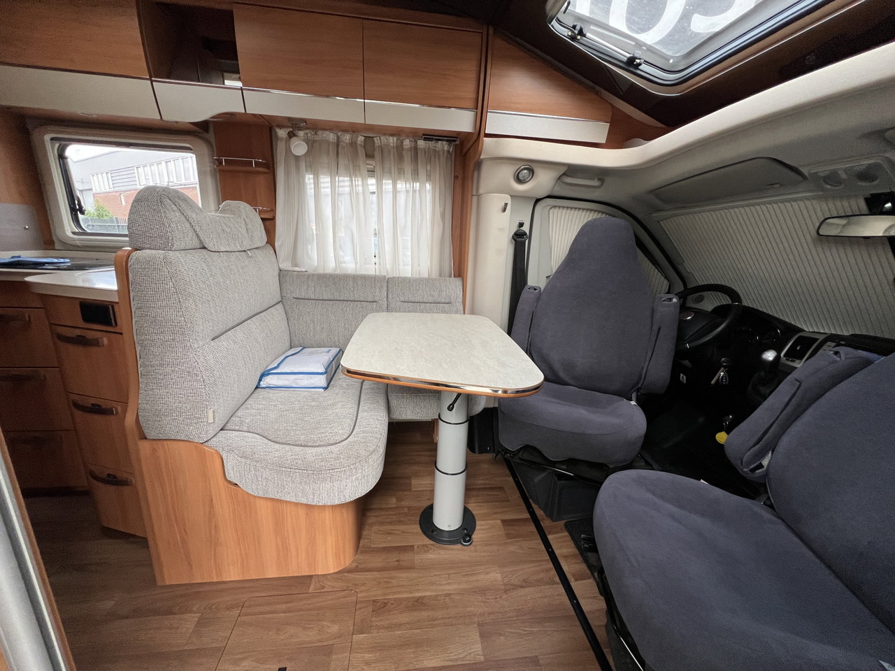 Hymer T 568 SL TRAMP Automaat / Lengte bedden