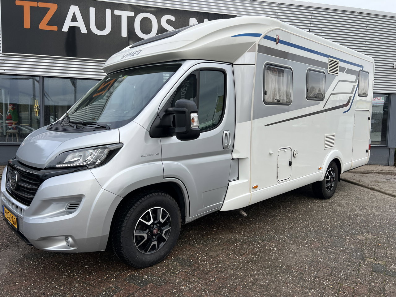 Hymer T 568 SL TRAMP Automaat / Lengte bedden
