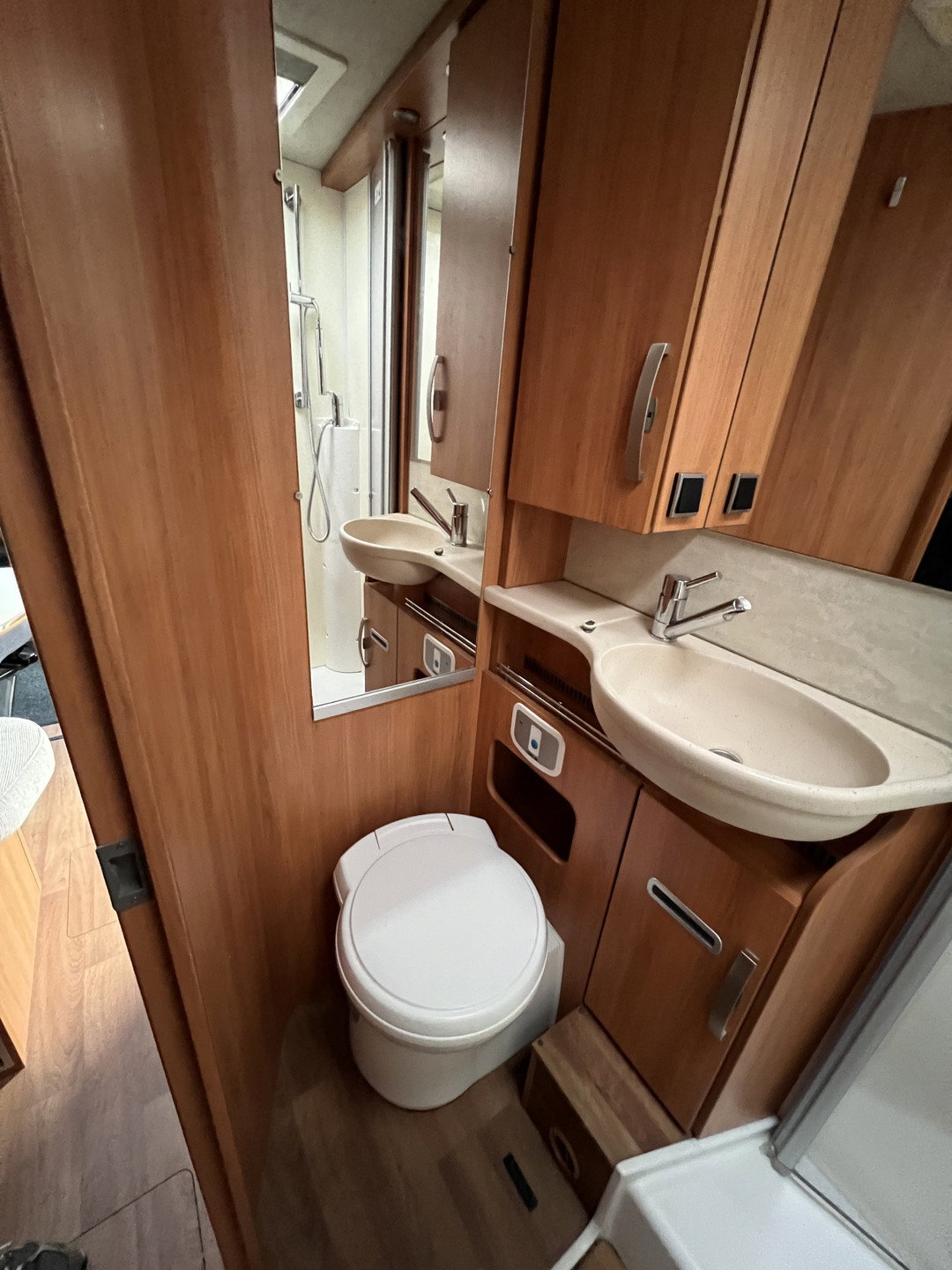 Hymer T 568 SL TRAMP Automaat / Lengte bedden