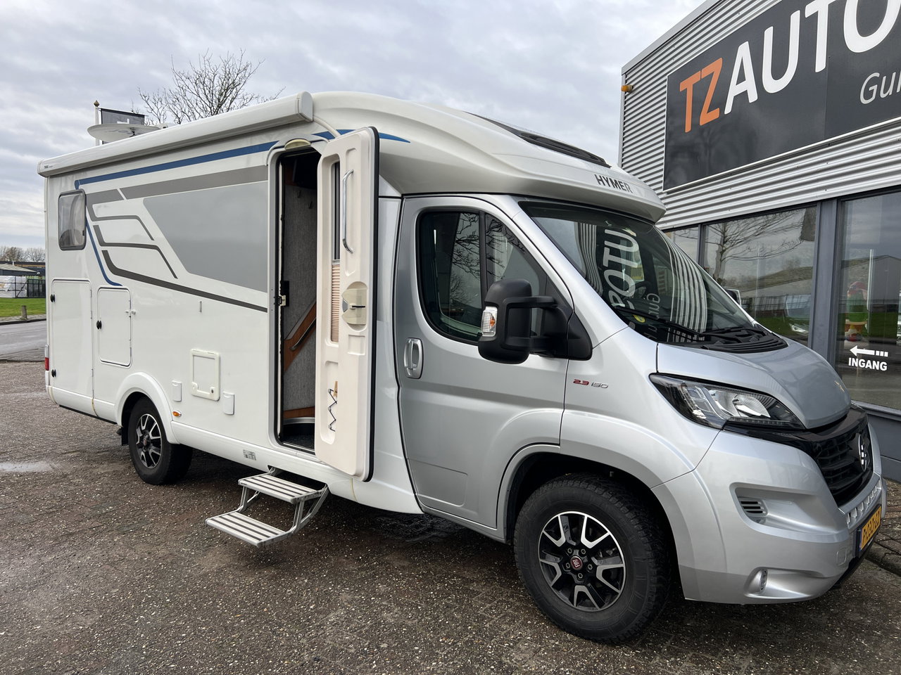 Hymer T 568 SL TRAMP Automaat / Lengte bedden