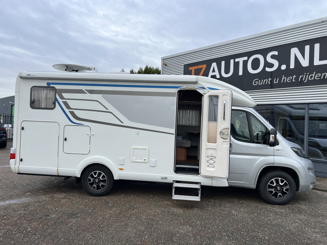 Hymer T 568 SL TRAMP Automaat / Lengte bedden