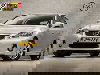 Lexus CT - 200h Sport Automaat (NAVIGATIE, CLIMATE, ALCANTARA, CAMERA, SPORTSTOELEN, CRUISE, KEYLESS, NIEUWSTAAT)