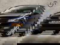 Volkswagen Polo - 1.2-12V Sportline (NAVIGATIE, STOELVERWARMING, CLIMATE, SPORTSTOELEN, PARKEERSENSOREN, GETINT GLAS, ARMSTEUN, NIEUWE APK, NIEUWSTAAT)