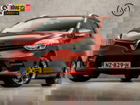 Renault Clio - 1.2 GT Sport 120Pk Automaat (NAVIGATIE, CLIMATE, CAMERA, SPORTSTOELEN, PARKEERSENSOREN, LM VELGEN, CRUISE, NIEUWSTAAT)