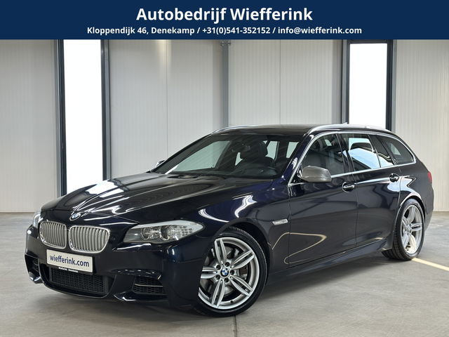 BMW 5 Serie - Touring M550xd 381pk | Pano | Head-up | Trekhaak | Elek. stoelen |
