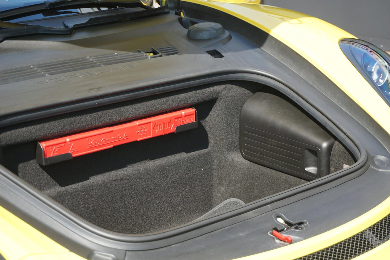 Porsche Cayman