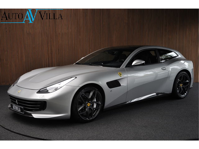 Ferrari GTC4Lusso - GTC4 3.9 V8 Lusso T Carbon Passengerdisplay JBL Liftsysteem  Daytona style seats Camera Leer Navi