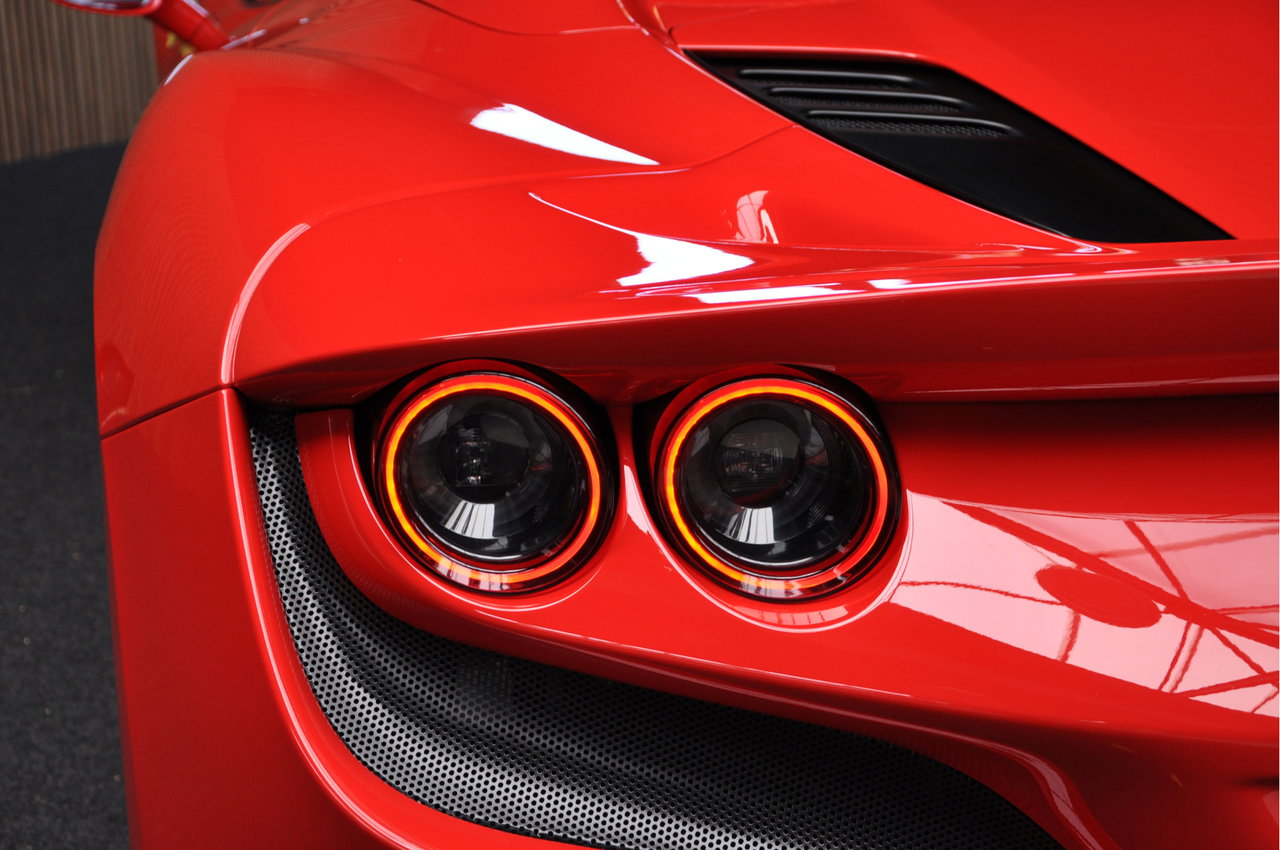 Ferrari F8 Spider