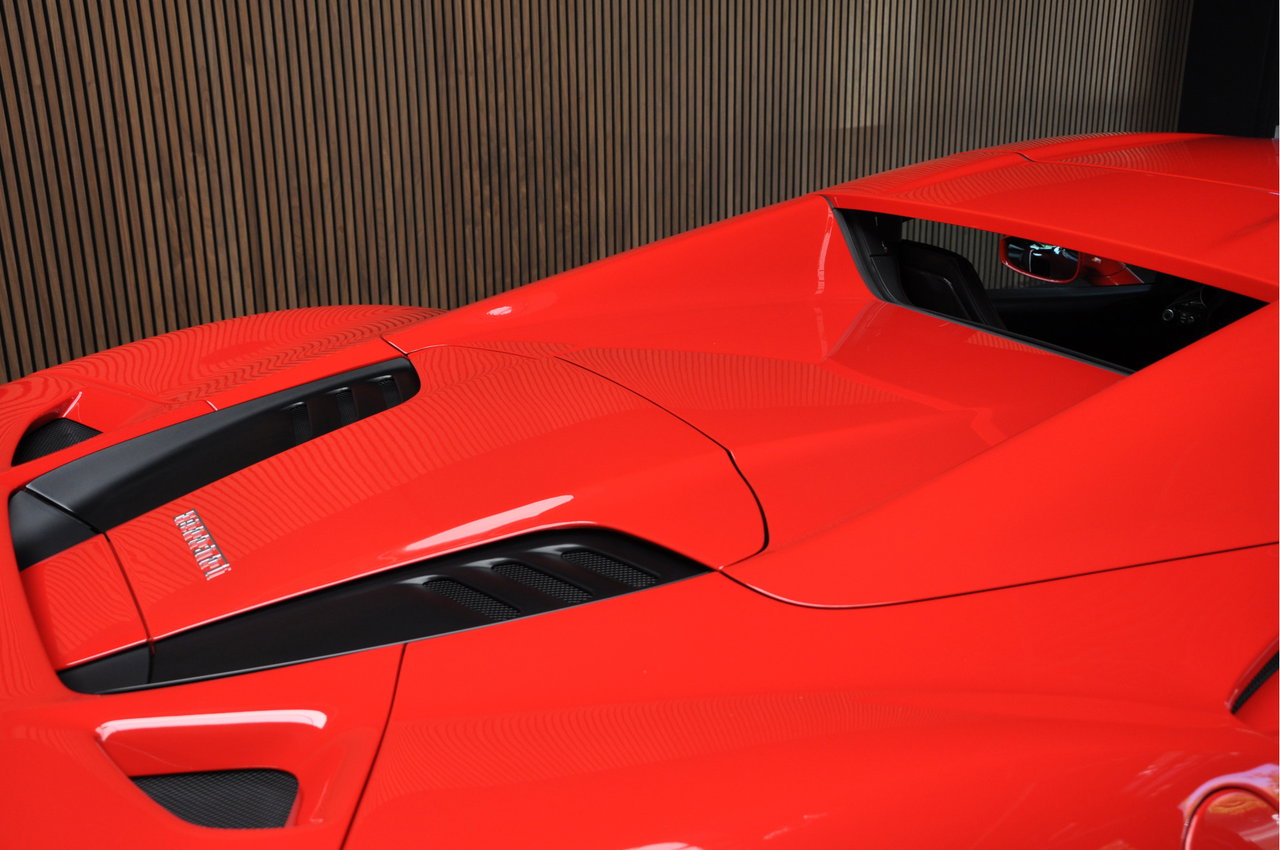 Ferrari F8 Spider