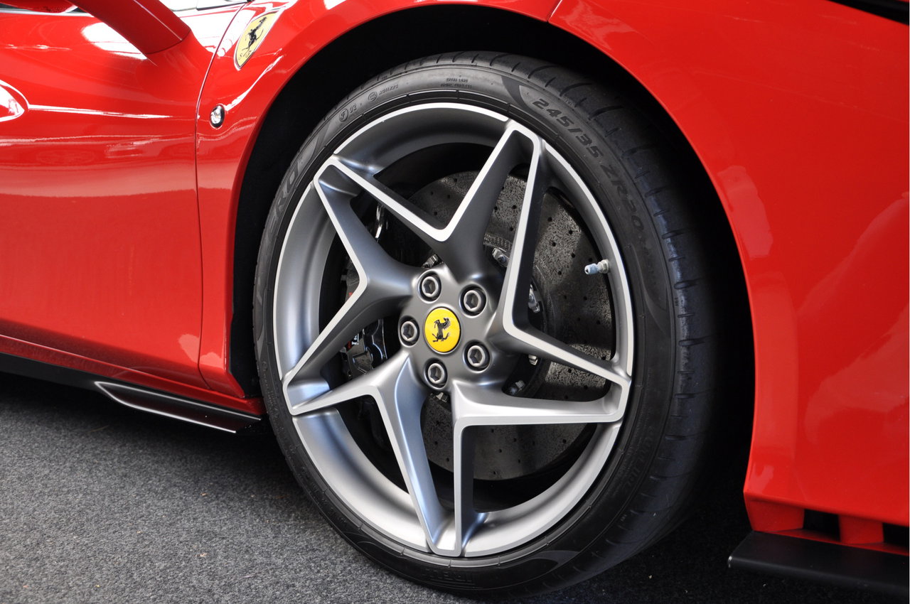 Ferrari F8 Spider