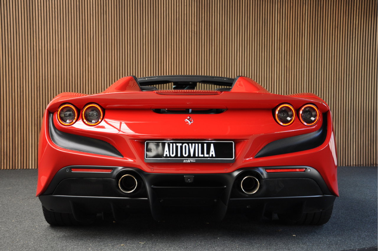 Ferrari F8 Spider