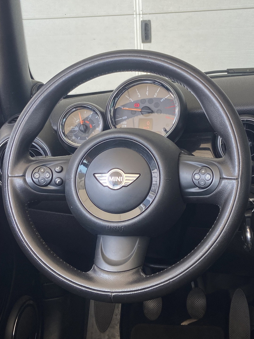 MINI Cooper Cabrio