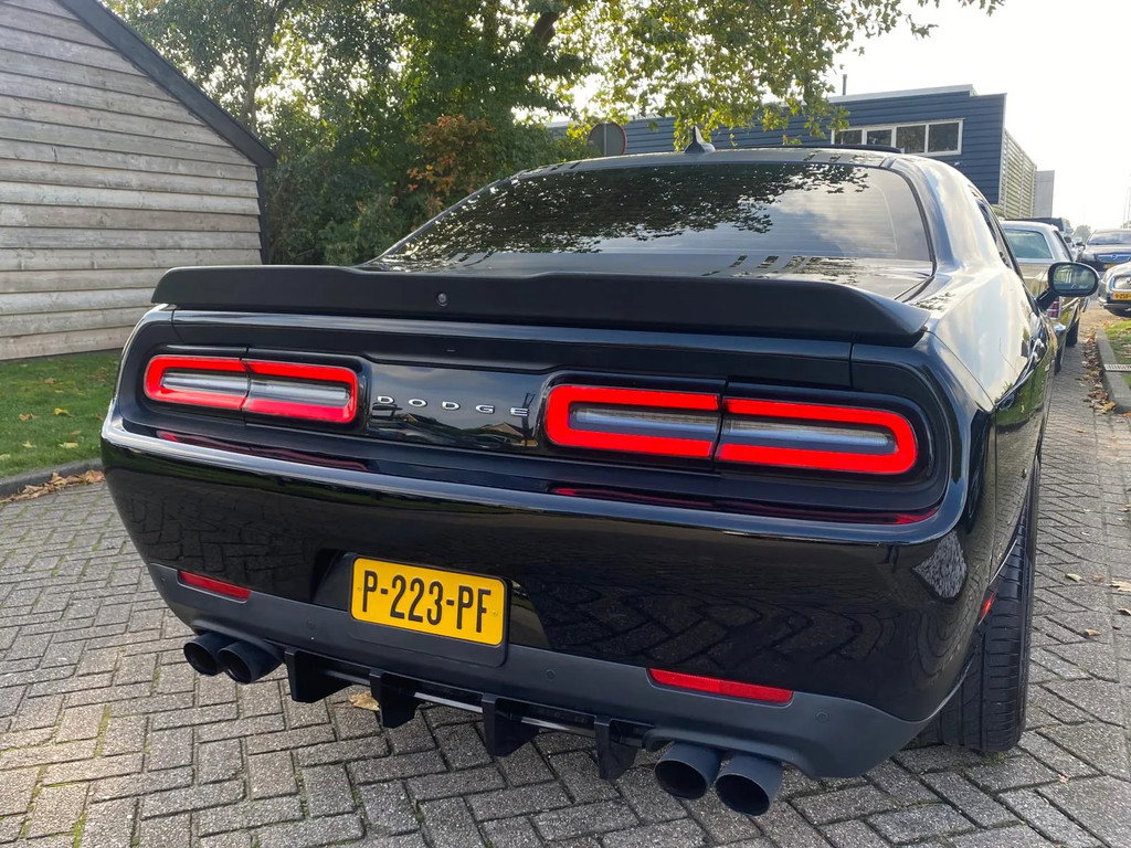 Dodge Challenger