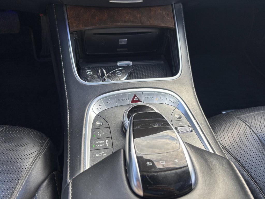 Mercedes-Benz S-Klasse