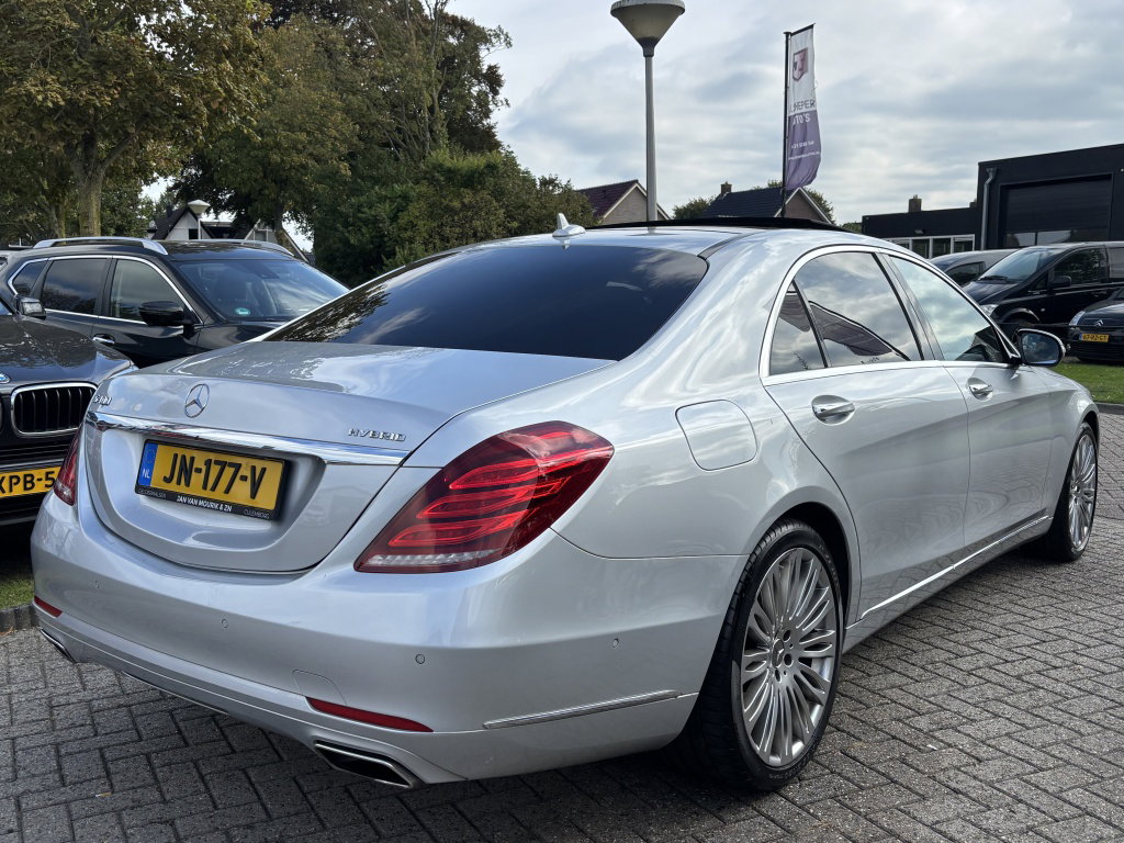 Mercedes-Benz S-Klasse