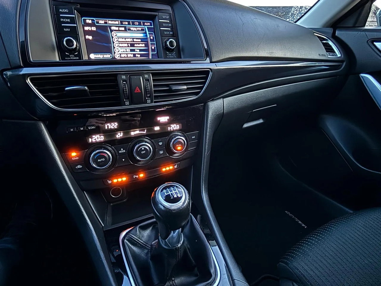 Mazda 6
