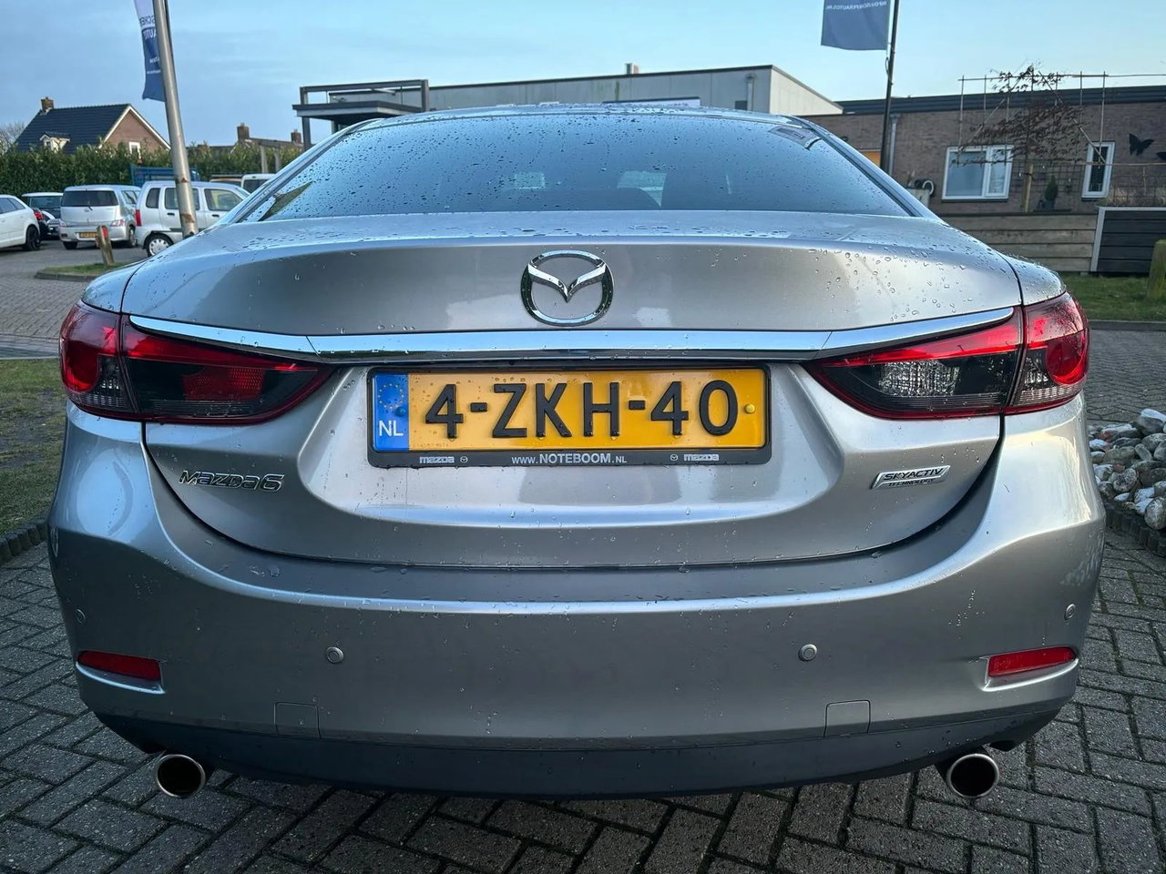 Mazda 6