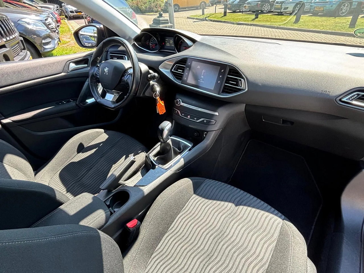 Peugeot 308