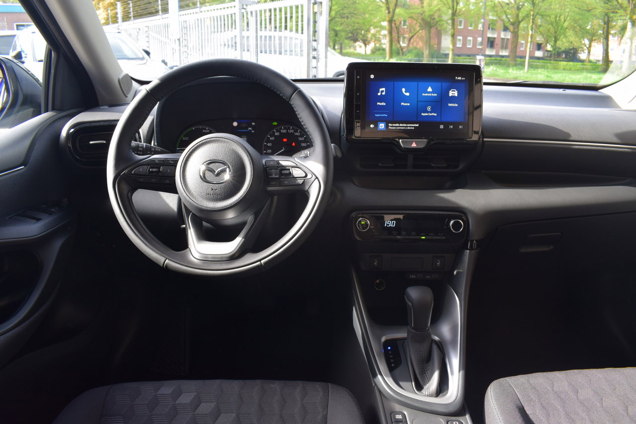 Mazda 2 Hybrid