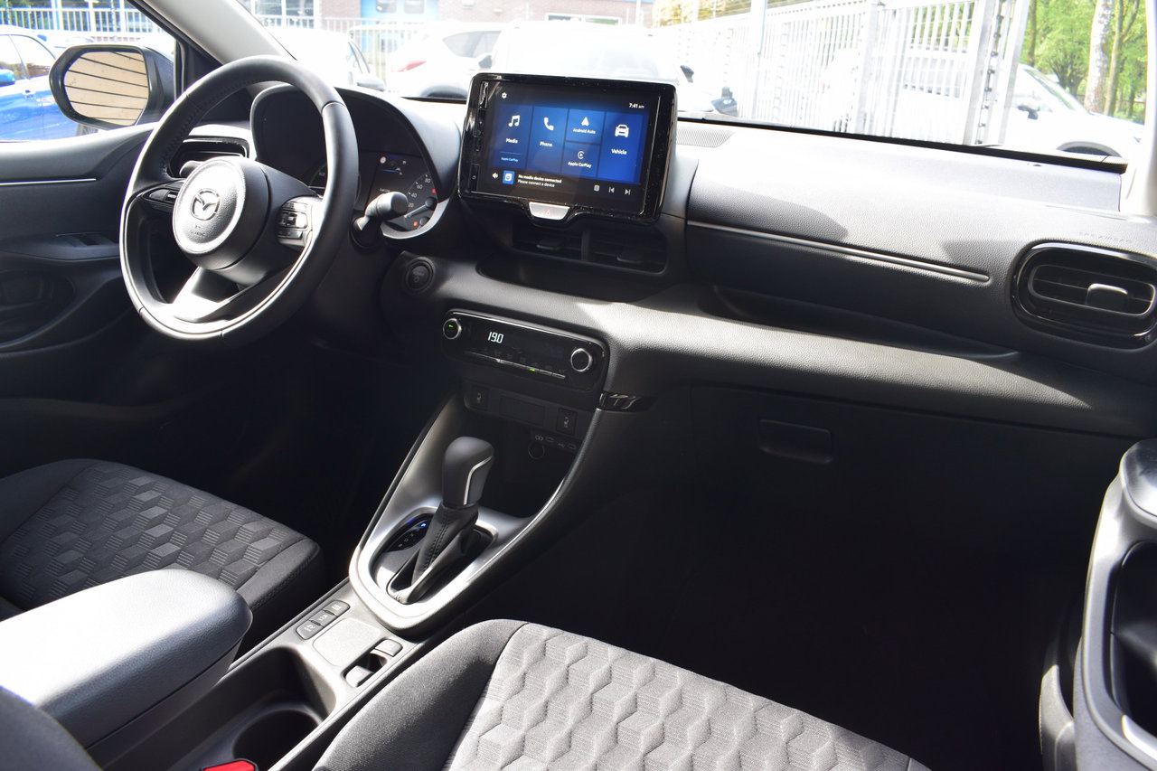 Mazda 2 Hybrid