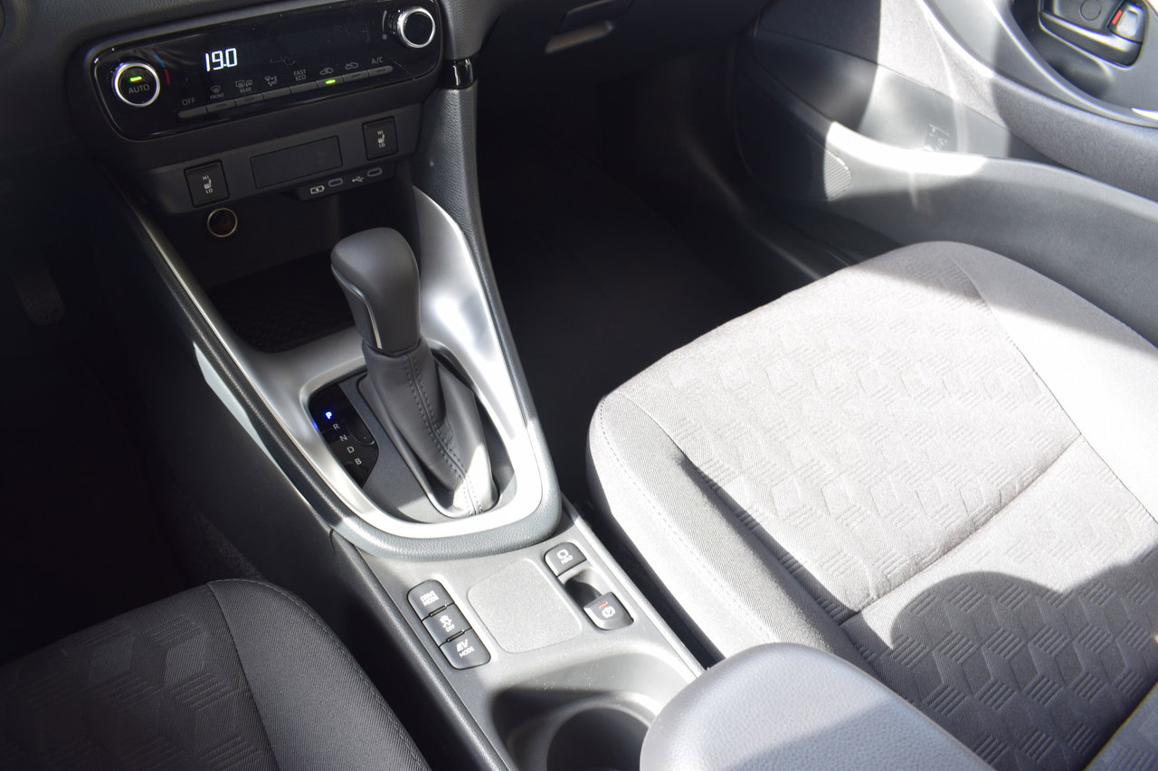 Mazda 2 Hybrid