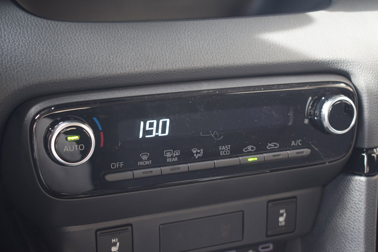 Mazda 2 Hybrid