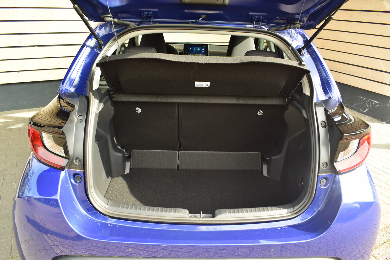 Mazda 2 Hybrid