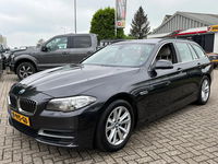 BMW 5 Serie - Touring 520D 2016 Handgeschakeld Xenon Sportstoelen