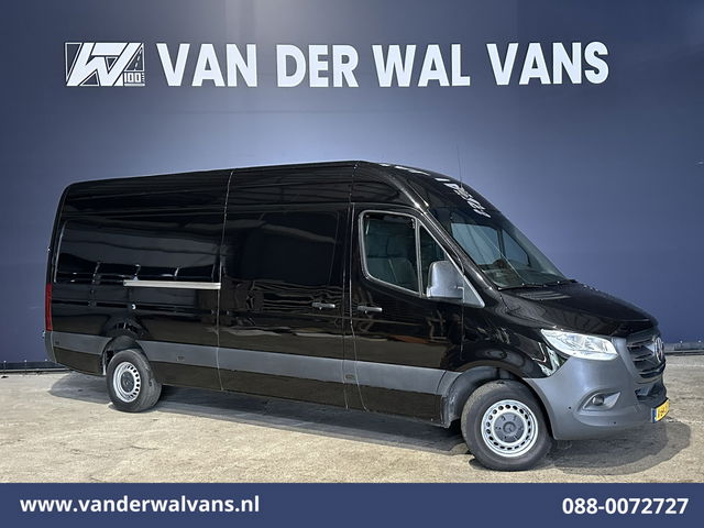 Mercedes-Benz Sprinter - 317 CDI 170pk L3H2 Euro6 Airco | Apple Carplay | 360 Graden Camera | Navigatie Android Auto, Cruisecontrol, Chauffeursstoel, Parkeersensoren, Stoelverwarming, Bijrijdersbank