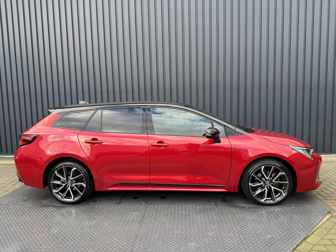 Toyota Corolla Touring Sports