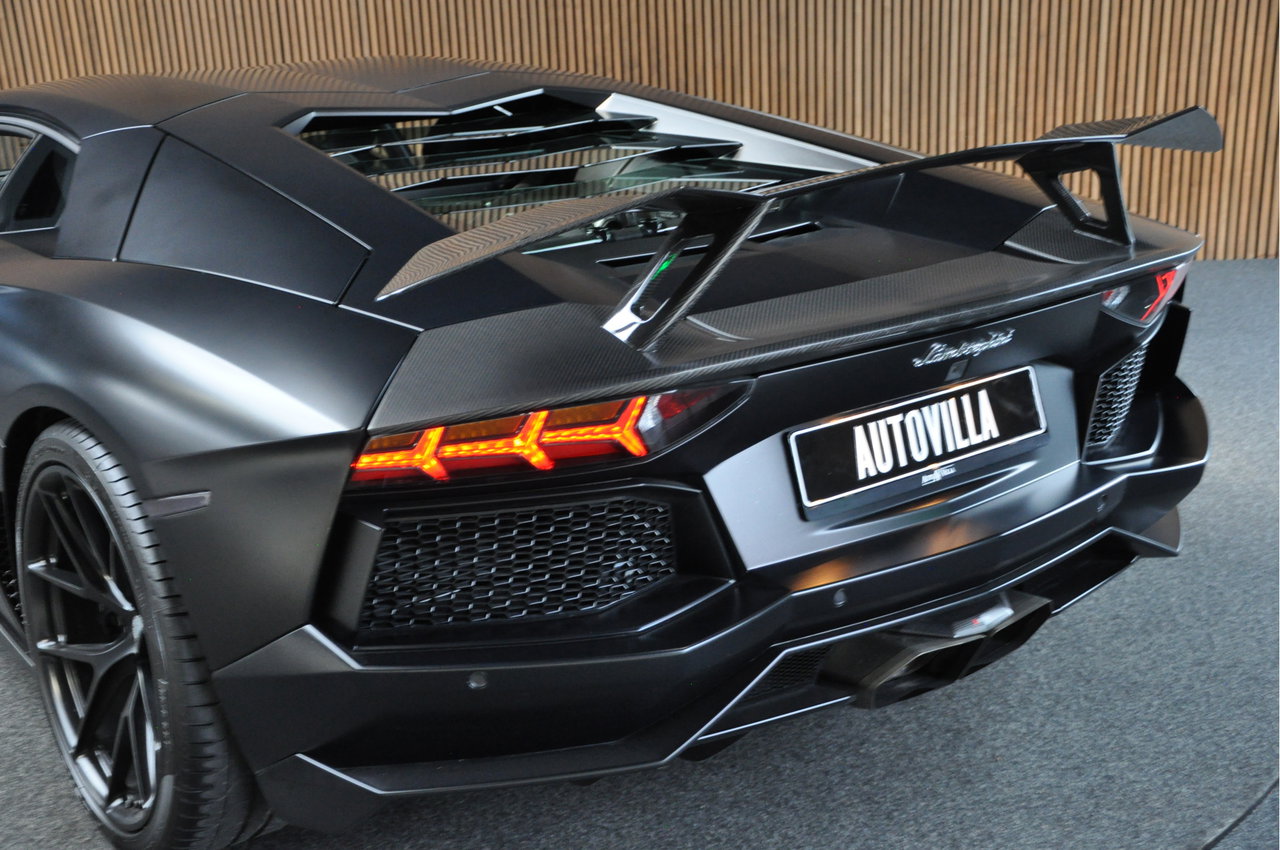 Lamborghini Aventador