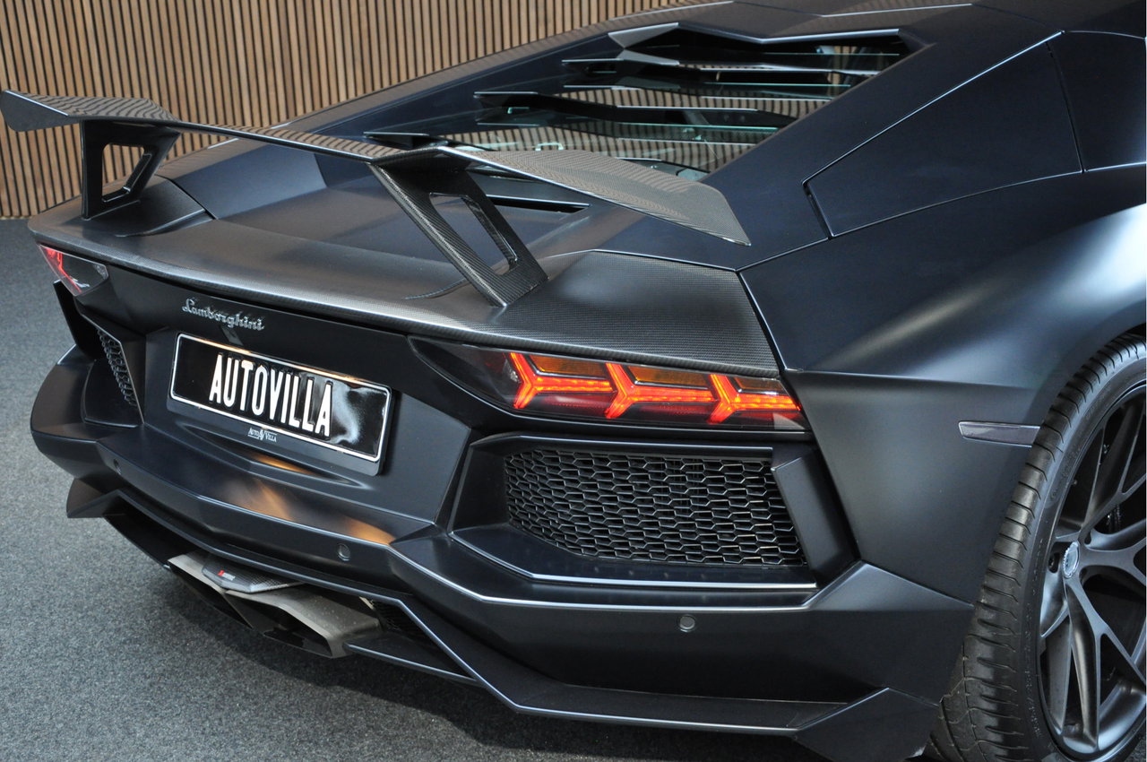 Lamborghini Aventador