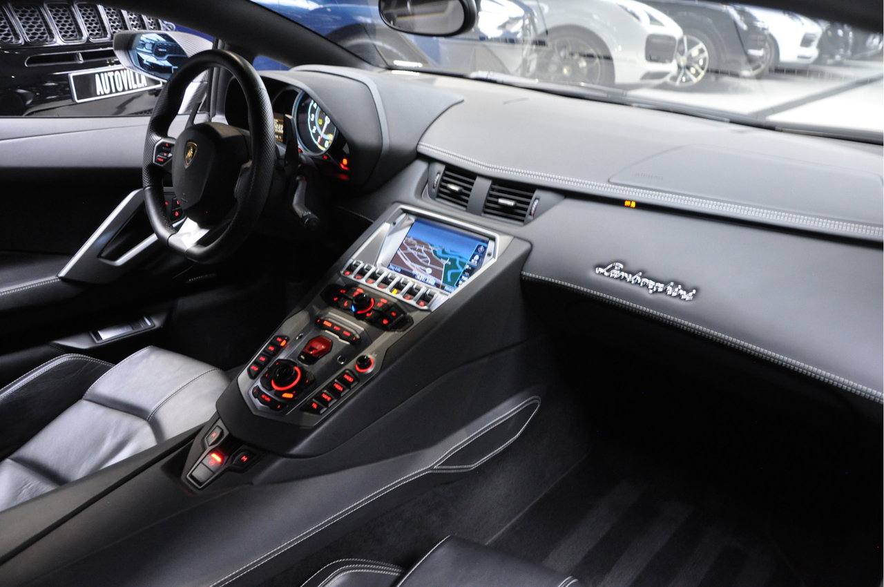Lamborghini Aventador