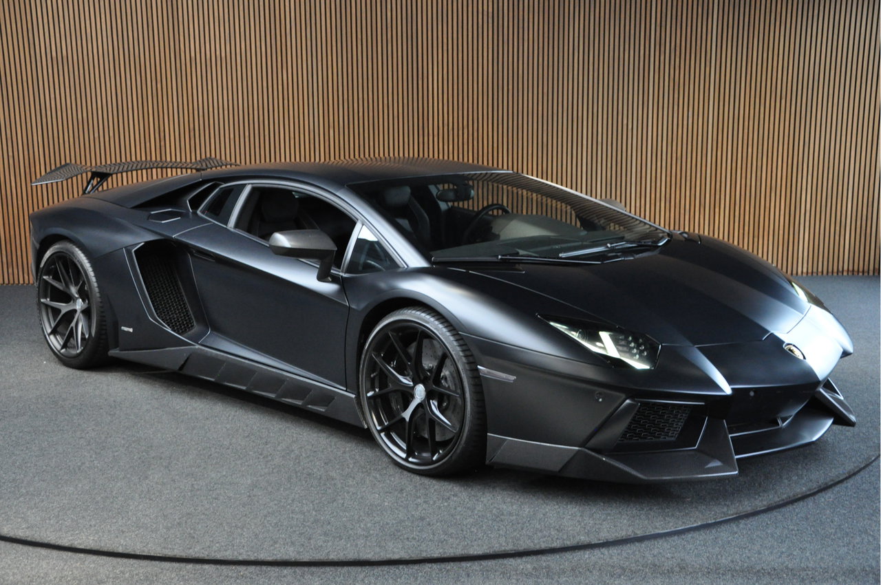 Lamborghini Aventador