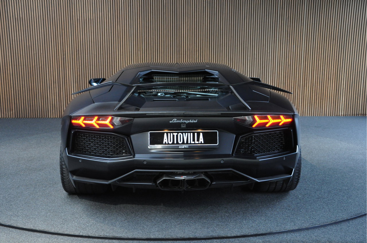 Lamborghini Aventador