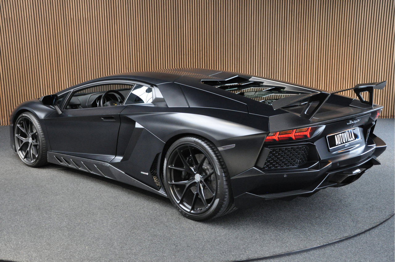 Lamborghini Aventador
