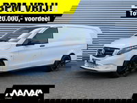 Mercedes-Benz Vito - 116 CDI Extra Lang L3 163pk Automaat LMV MaxtonDesign LED Airco Camera Leder-Stuur/Bekleding Diffuser Frontlip CruiseControl Stoelverwarming DYNAMIC Standkachel CarPlay AndroidAuto Trekhaak 12V Laadruimtebekleding Bluetooth VoiceCommand DAB