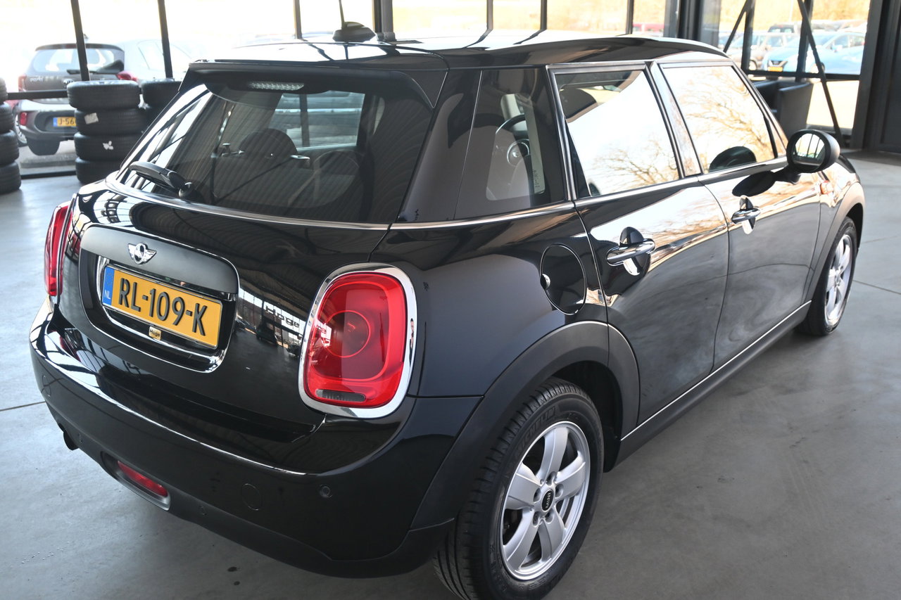 MINI 5-Deurs