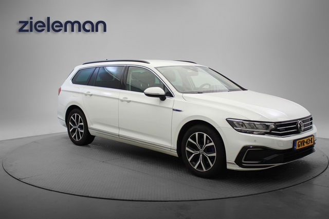 Volkswagen Passat - Variant 1.4 TSI PHEV GTE Business - Carplay, Navi, Camera, Cruise, Massage, Stoelverw.